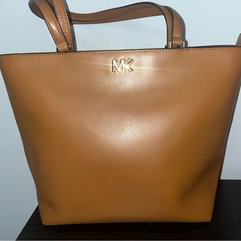 MICHAEL KORS BAG